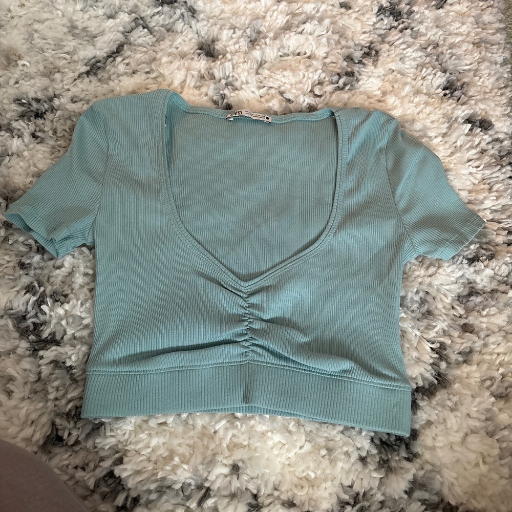 Zara Cropped Shirt